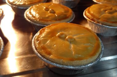 Empadas Artesanais: Renda Certa.